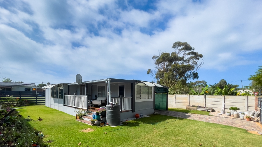 6 Bedroom Property for Sale in Riverside Western Cape